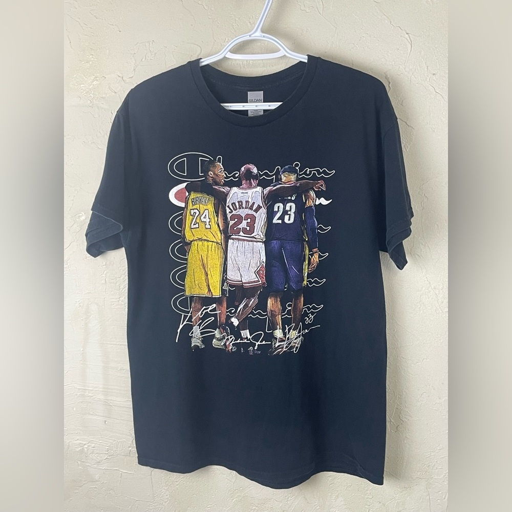 Gildan Black Graphic T-Shirt With Kobe, Michael and LeBron.